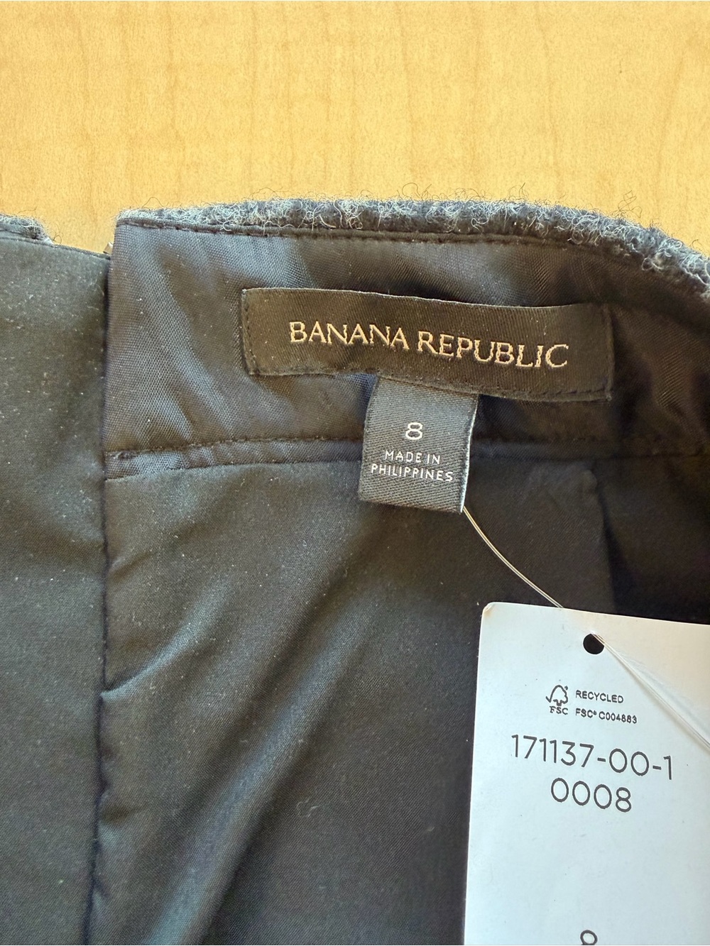 Banana Republic Gray Plaid Wool-Blend Pencil Skirt - Picture 3 of 6